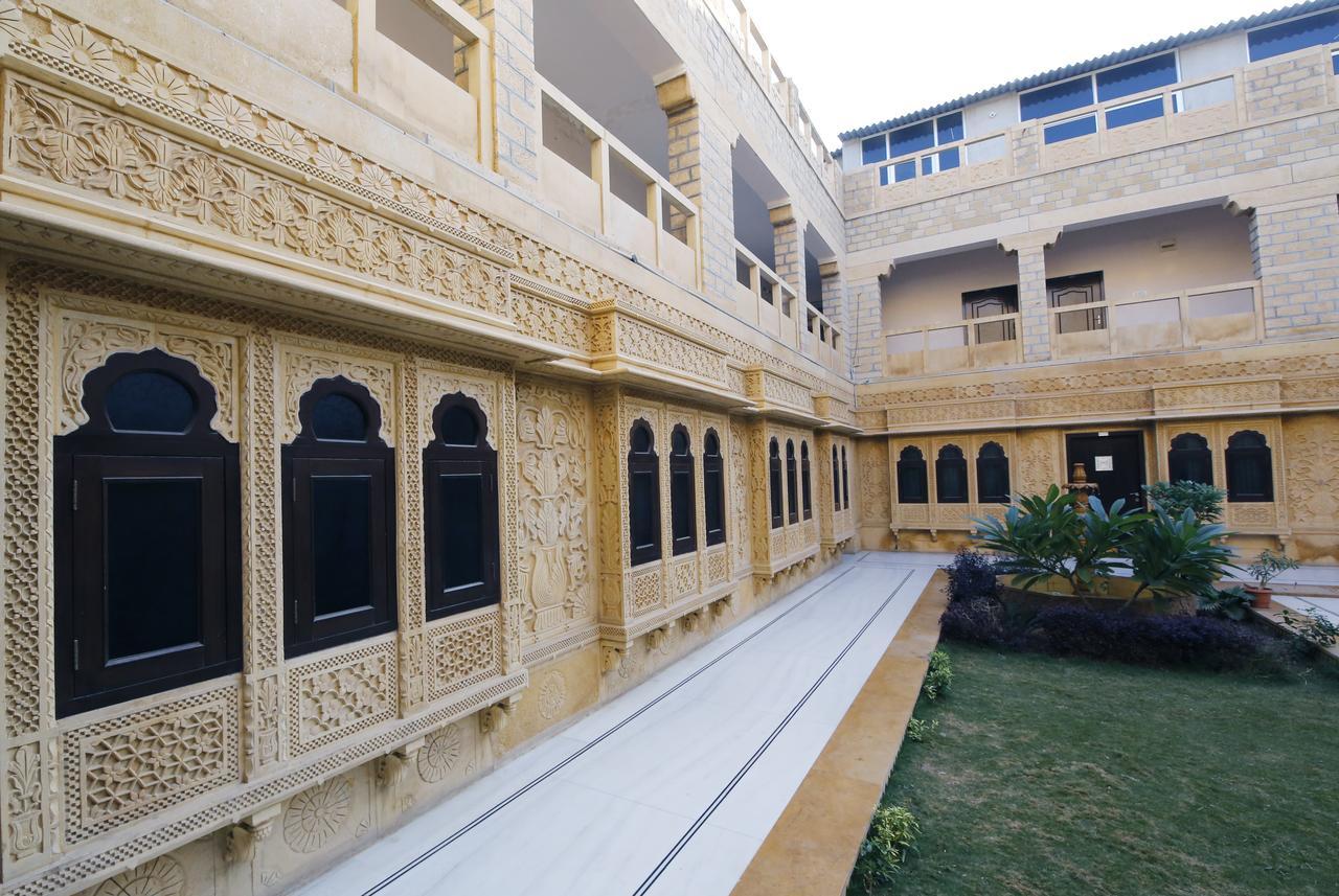 Hotel Neeraj Jaisalmer Buitenkant foto